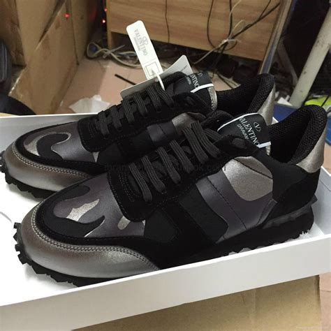 chaussures valentino faux